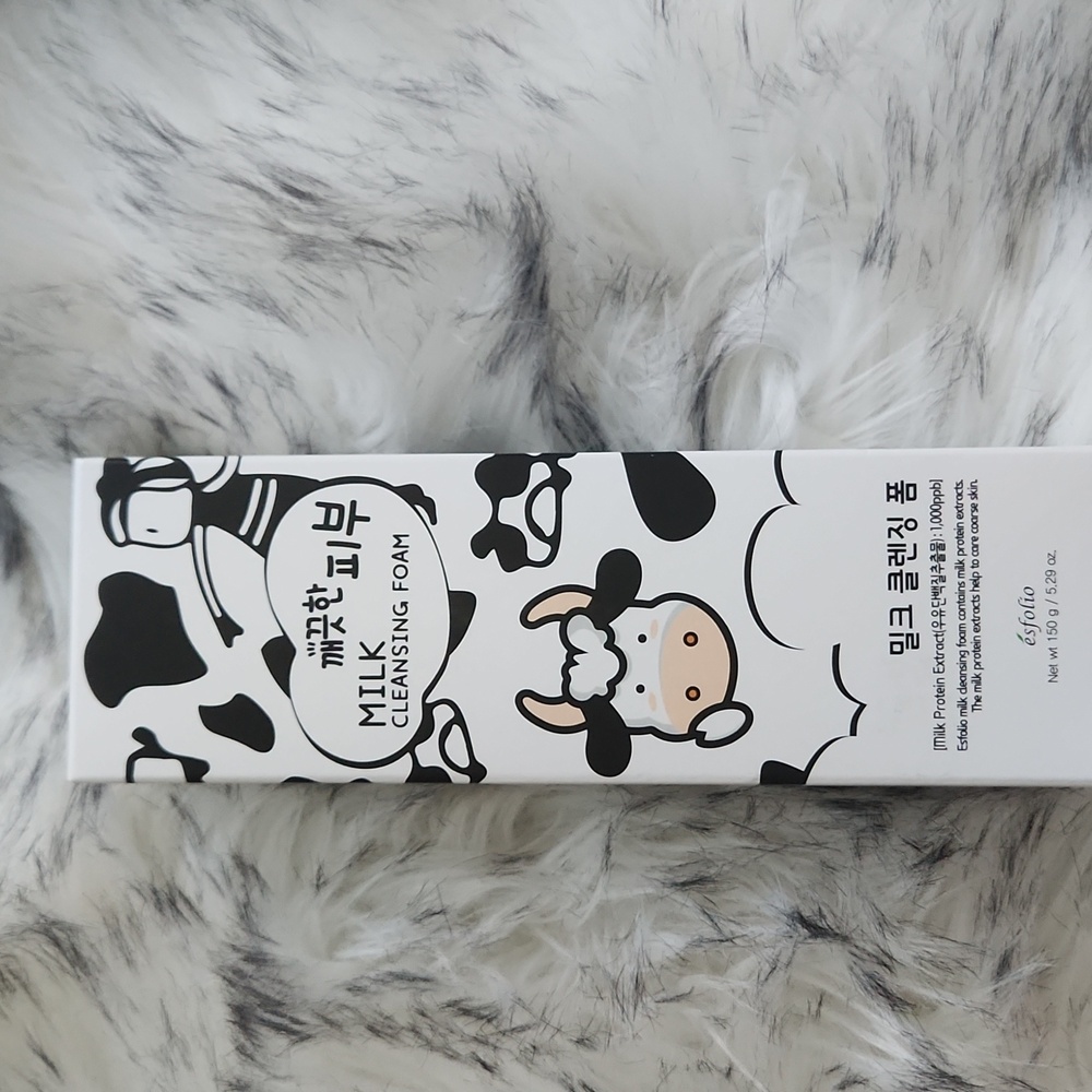 Esfolio Milk Cleansing Foam